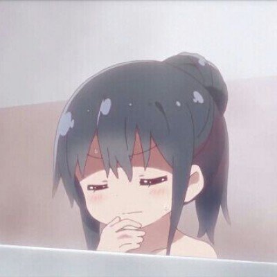 因儿女未探望 老人高空扔下5箱红酒